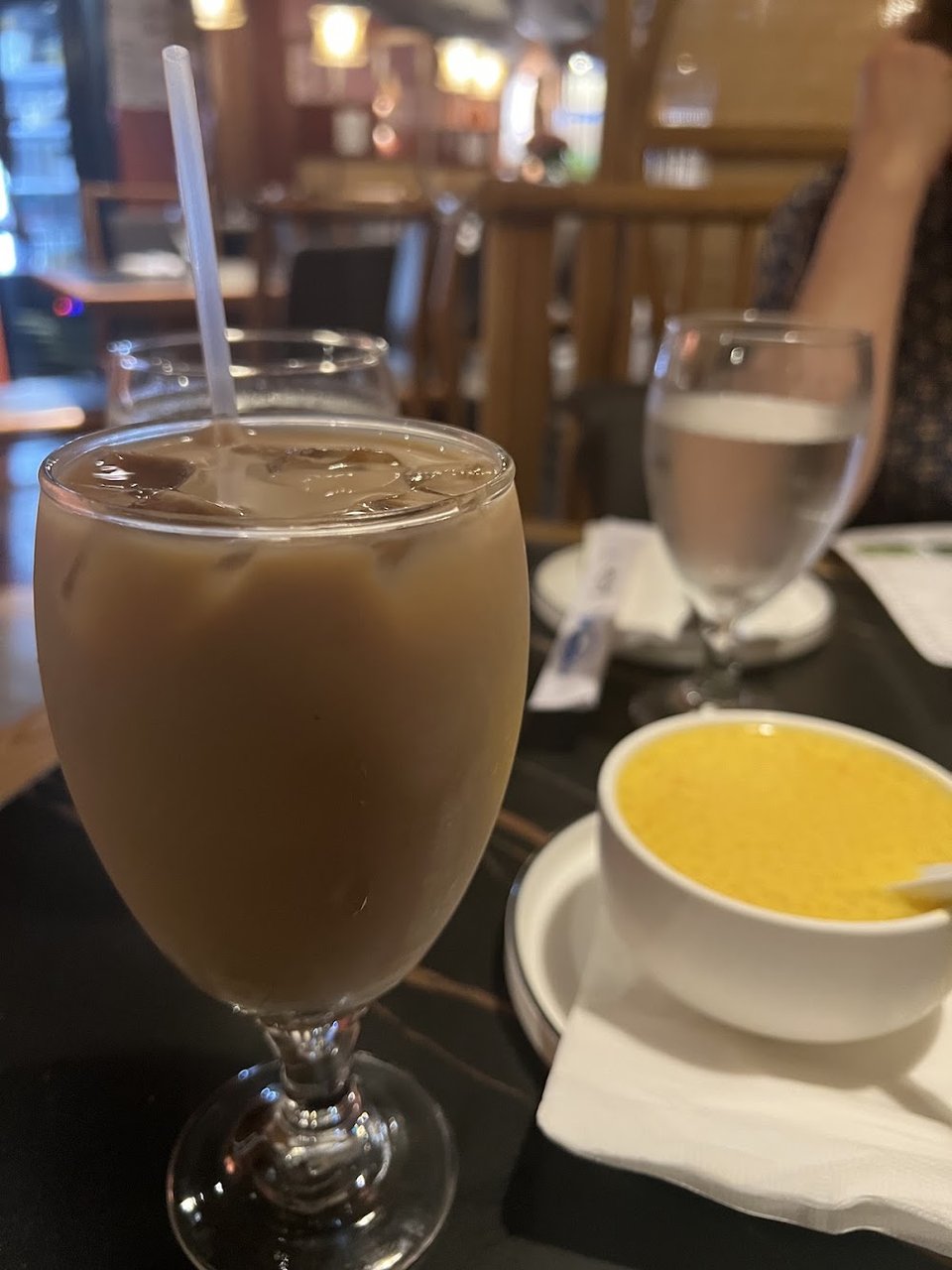 楊枝甘露 mango sago & pomelo soup dessert